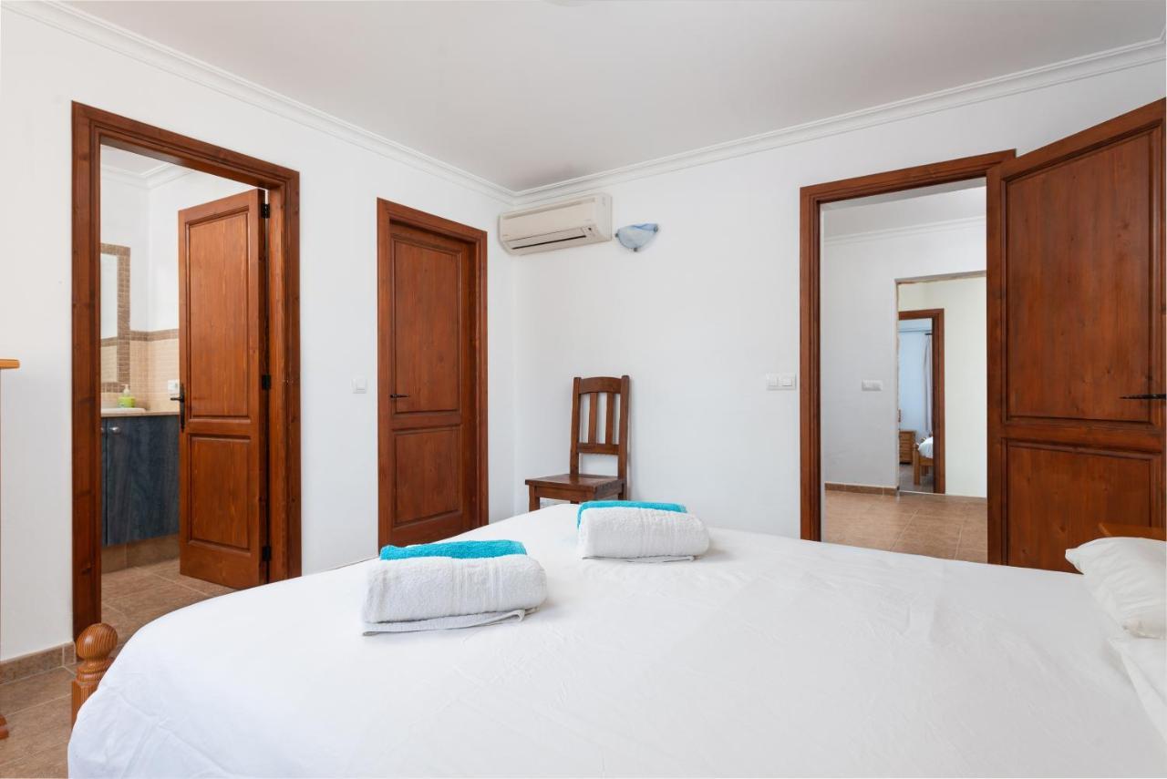 Villa Pou d,Ambroitx, pool&sea views in Alcudia Exterior foto